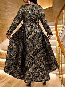 Fleurora Đầm dài tay thanh lịch cổ tròn in họa tiết toàn thân cỡ lớn - Màu be - Xem 3