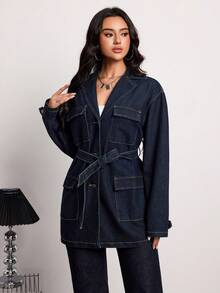 SHEIN Tall 女士秋冬时尚通勤休闲舒适翻领长袖单排扣多口袋休闲腰带牛仔夹克 - 深色水洗藍 - 查看 7