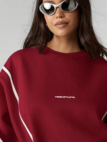 MISSGUIDED Oversized Crew Neck Sweatshirt With White Contrast Piping Detail For Fall Winter Casual Comfort Wear - Burgundy - View 6