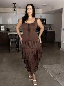 Truni 2025 春夏新款休闲度假优雅派对音乐节纯棕色露背流苏装饰长裙，加大码 - 棕色 - 查看 5