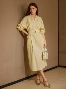MOTF PREMIUM 实心缺口领翻盖口袋金属扣腰带开衩下摆连衣裙 - 淡黃色 - 查看 6