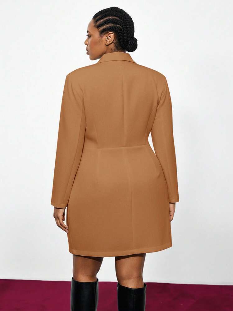SHEIN Maija Plus Size Women's Lapel Deep V Waist Design Pleated Urban Office Suit Dress Romantic, Fashion, Versatile; Comfortable, Stylish, Elegant, Casual, , Simple Daily Wear, Essential, Solid Color, Holiday Casual, Decent, Single Lady, Elegant Fashion Business Casual Woman Going Out Tops Women Business Casual Woman Fall Clothes Plus Size Date Night Outfits Women Business Casual Woman Curve Christmas Halloween Mexican African Blazer Dress For Women Wrap Dress Women