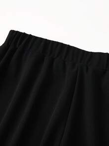 SHEIN Elenzya Plus Size Women's Elegant Fashion Versatile Metal Buckle Decor Pants, Pocketless, Suitable For Spring, Summer, Autumn - Black and White - View 4