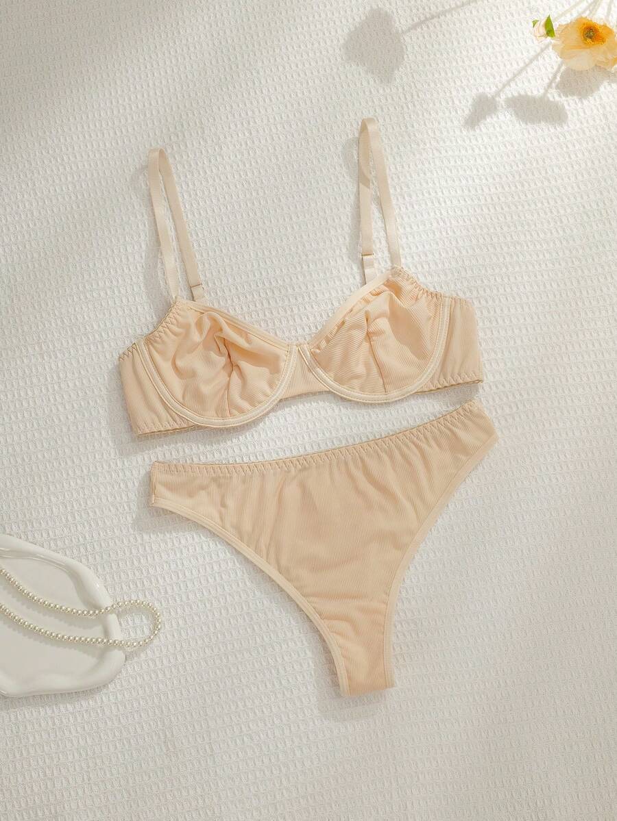 NudeFit Minimalistyczny, jednokolorowy komplet damski składający się z biustonosza na fiszbinach i majtek - Morela - Zobacz 1