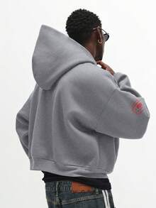 Áo hoodie dáng ngắn in họa tiết SUMWON New York International Studios với túi giữa, kiểu dáng thường ngày. - Xám - Xem 2