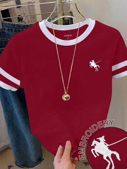 Resyla Plus Size Women's Contrast Color Embroidery Decor Round Neck Short Sleeve T-Shirt