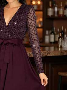 EMERY ROSE Women's Elegant Diamond Mesh & Square Burgundy Evening Dress