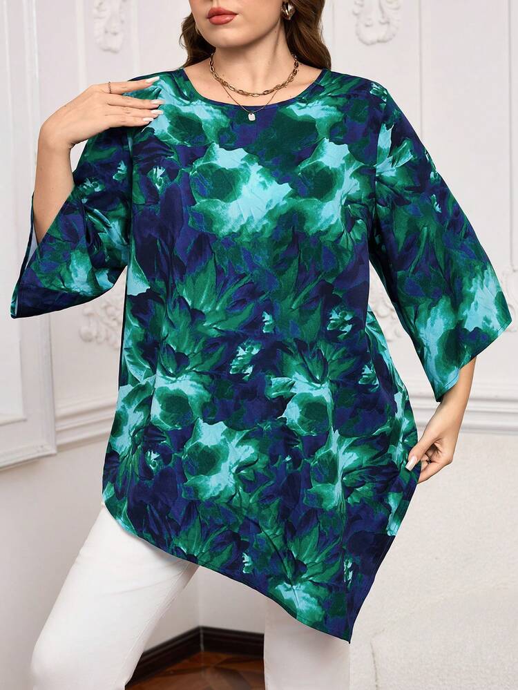 Femmes grande taille Blouse ample à manches évasées imprimée tout-sur-tout, style décontracté de vacances, pour le printemps/automne, l'hiver, Noël, le Nouvel An, les fêtes élégantes. Tunique bleue à fleurs, top asymétrique élégant pour femmes. Confortable et décontracté, blouse verte pour la plage, les vacances de printemps.