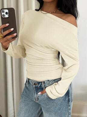 Siren Gaze Casual Solid Color Asymmetric Neck Ruched T-Shirt Winter