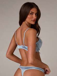 SHEIN BAE 2pcs Elegant Solid Color Lace Patchwork Lingerie Set (Underwire Bra, Thong)