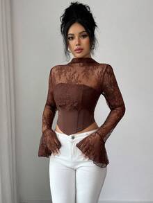Elenzga ملابس علوية جديدة بلون أحادي مزينة بالدانتيل المثير، أكمام طويلة مكشكشة، خط مقسم أمامي على شكل سمكة، رباط طويل للرقبة، ملابس علوية نسائية مناسبة للحفلات والهالوين والكريسماس والمناسبات العطلات والمواعيد وعيد الحب - بني - مشاهدة 6