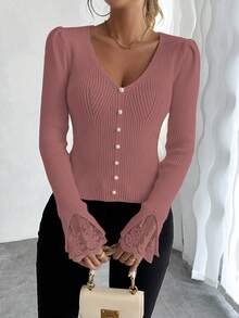 EMERY ROSE Áo len dệt kim tay bồng cổ chữ V phối ren Pháp, đính ngọc trai, dài tay - Màu Hồng  San hô - Xem 4