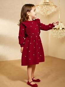 SHEIN Playful Pals 女童荷叶边领口串珠针织A字长袖连衣裙，柔软舒适，适合日常穿着、外出、旅行、度假、居家、托儿所和儿童游戏等场合。 - 酒紅色 - 查看 3