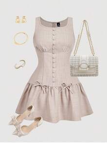 SHEIN MOD 大码纽扣和蝴蝶结装饰短裙，优雅通勤，百搭日常穿着 - 卡其色 - 查看 1