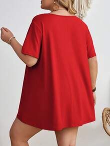 SHEIN CURVE+ Áo thun nữ tay ngắn cổ tròn trơn màu cỡ lớn/2026/Năm mới - Đỏ - Xem 2