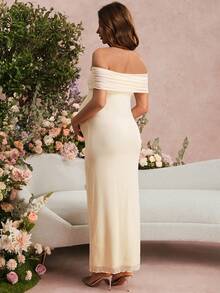 SHEIN 优雅派对纯色3D立体花卉装饰露肩孕妇装 - 黃色 - 查看 2