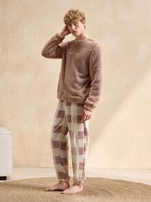 EverLounge Men's Comfortable Fleece Embroidered Pajama Set, Autumn/Winter - Multicolor - View 3