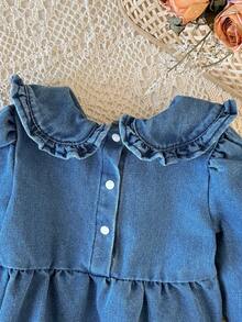 SHEIN 1pc Baby Girls Peter Pan Collar Long Sleeve Lantern Sleeve Denim Bodysuit,Vintage Washed Blue Cute Holiday Autumn Bodysuit With Snap Crotch For Daily - Light Wash - View 7