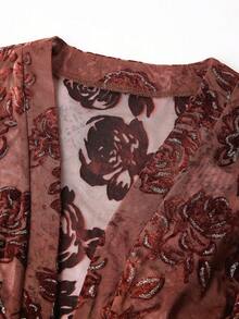 Ellevyn Cárdigan elegante de cuello en V con estampado floral jacquard - Burdeos - Ver 9