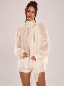 Avenya 夸张褶裥立领长领衬衫，性感轻薄透视上衣搭配优雅围巾，简约休闲办公衬衫，高端百搭宽松灯笼袖宫廷风衬衫，时尚拼接袖口设计，肯达尔风格，是新年、优雅、时尚、正式和外出场合的理想之选。 - 杏色 - 查看 1