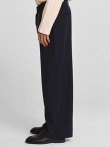 Musero 宽松褶裥梭织长裤，时尚腰带环饰以链条，春夏款 - 藏蓝色 - 查看 4