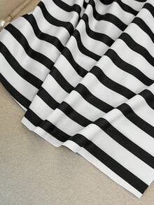 SHEIN Clasi Tank Top Bergaris Leher Asimetris Ukuran Besar, Bahan Rajut Kasual, Panjang Reguler dengan Detail Belahan. - Aprikot - View 3