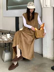 DAZY 女士麂皮休闲背心和裙子两件套 - 卡其色 - 查看 4