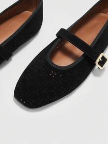 CUCCOO BIZCHIC Women's Casual Versatile Commuting Minimalist Hollow Flats For Christmas - Black - View 7