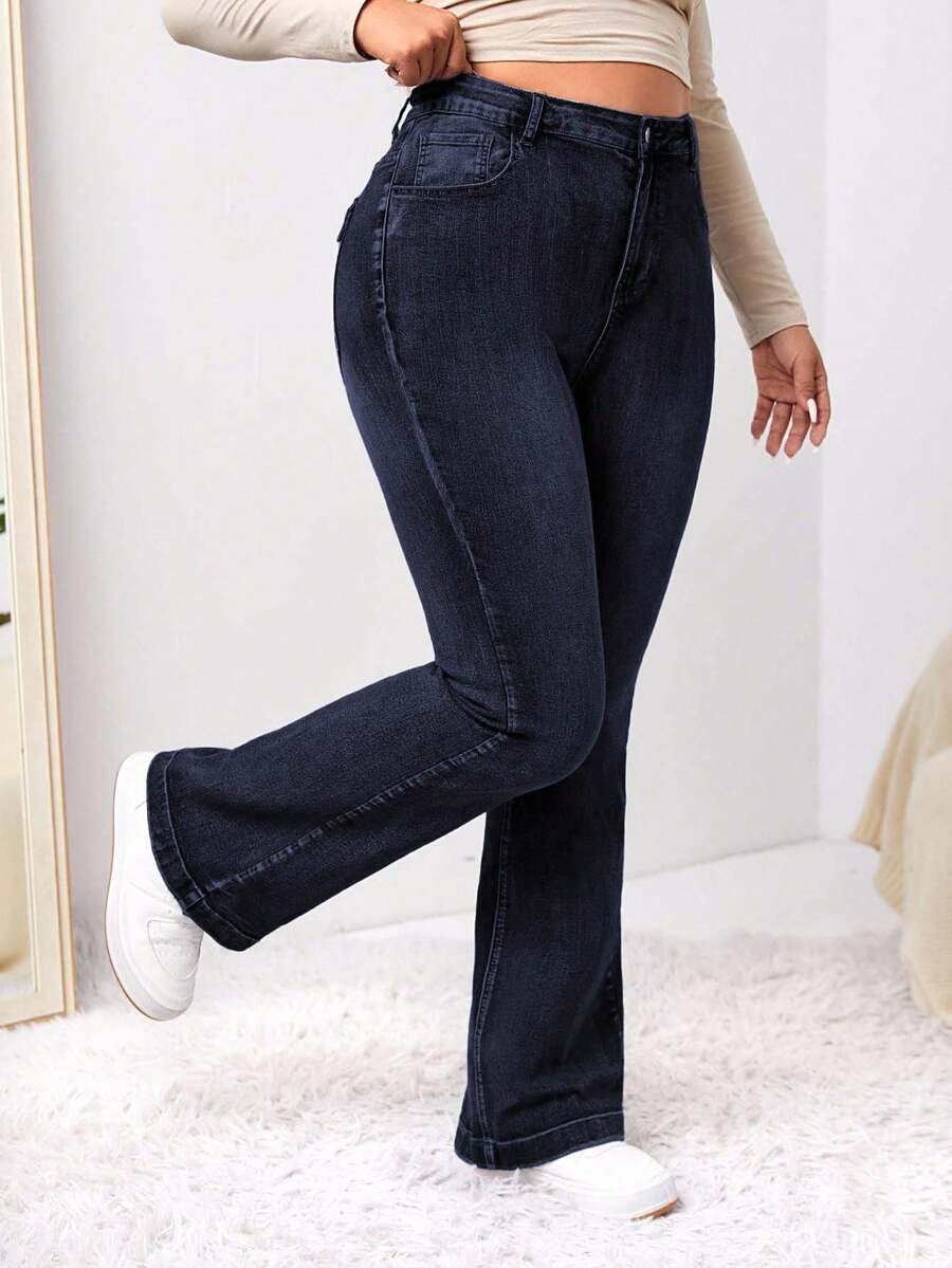EURMUSE Plus Size Plain Simple Casual Jeans - Dark Wash - View 1