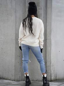 SAYEHFBABY Women's Floral Embroidery Round Neck Drop Shoulder Long Sleeve Fashion Sweater In Fall/Winter