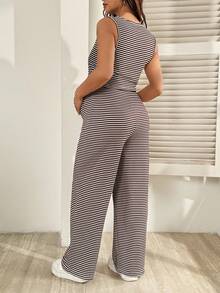 SHEIN 2件套孕妇休闲条纹吊带背心和裤子套装，夏季 - 棕色 - 查看 2