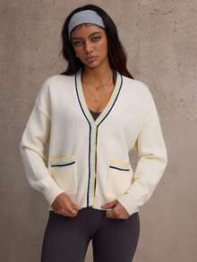 SHEIN Dewbera Contrast Trim Loose Fit V-Neck Long Sleeve Knit Sweater - White - View 4