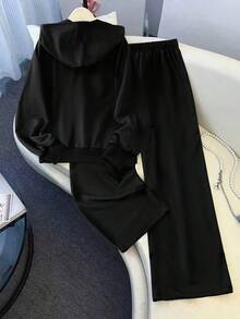 SHEIN PETITE CURVE Conjunto de 2 piezas de sudadera con capucha con cremallera y pantalones con bordado de unicornio, estilo casual de talla grande para otoño - Negro - Ver 2