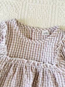 SHEIN 2pcs Baby Girls Casual Cute Plaid Ruffle Hem Long Sleeve Top And Shorts Set, Suitable For Spring, Autumn, Winter Outings, Parties, Gatherings, Daily Wear - Khaki - View 4