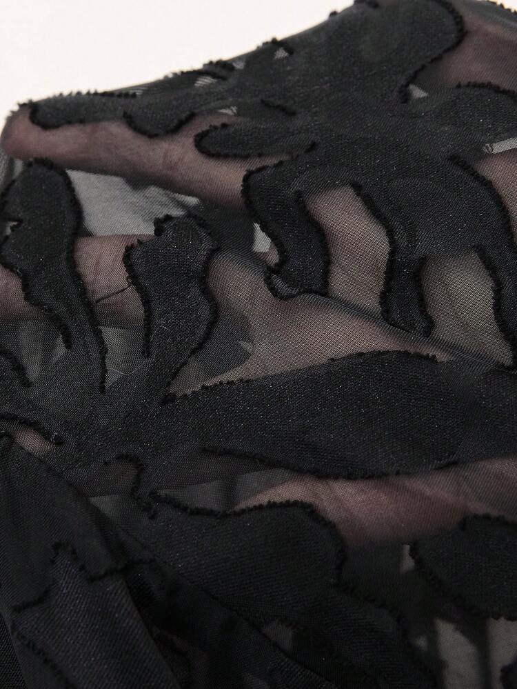 Plus Size Women Summer Vacation Sheer Jacquard Mesh Batwing Sleeve Loose Blouse Valentine's Day Plus Size Black Tops,Flower/Spring