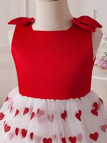 SHEIN Glamorique Kids Girl's Princess Dress, White Mesh, Red Heart Glitter Print, Bow, Valentine's Day, Valentine's Day, Vacation, Partywear ,Valentine's Day,Birthday Dress, New Year's Day, Birthday Party, Wedding Festival Dress, Gorgeous Dress, Middle East, Europe And America - White - View 5