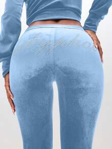 BABYPHAT 女士低腰丝绒水钻装饰喇叭裤休闲裤 - 淺藍色 - 查看 7