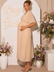 Loomaby 孕妇纯色V领蝙蝠袖短袖褶裥下摆优雅连衣裙 - 卡其色 - 查看 3