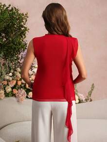 SHEIN Elegante camiseta de maternidad sin mangas con volantes en el bajo de color liso para fiesta - Rojo - Ver 2