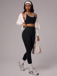 Dewbera 女士无背舒适多功能日常健身瑜伽运动文胸 - 黑與白 - 查看 5