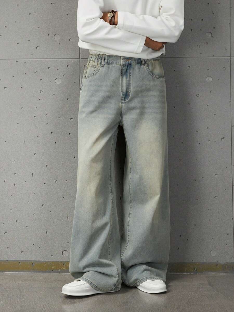 复古宽松浅蓝色牛仔裤,适合青少年男生,休闲街头风,秋冬季必备,舒适棉质面料,宽松版型,弹性腰带,适合上学、日常穿着、聚会、旅行等各种场合。 - 淺色水洗藍 - 查看 1