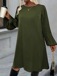 EMERY ROSE Plus Size Women Solid Color Round Neck Pleated Lantern Sleeve Straight Loose Casual Dress - Army Green - View 5