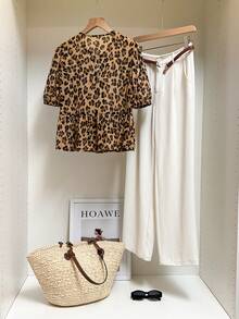 SHEIN Frenchy 女士圆领短袖衬衫，斑马纹系带泡泡袖衬衫，夏季女士可爱荷叶边V领修身泡泡袖上衣，休闲日常穿着，春夏动物纹印花休闲衬衫，短袖 - 彩色 - 查看 2