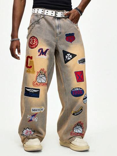 Jeans larghi con gamba ampia e toppe ricamata con lettera per uomo