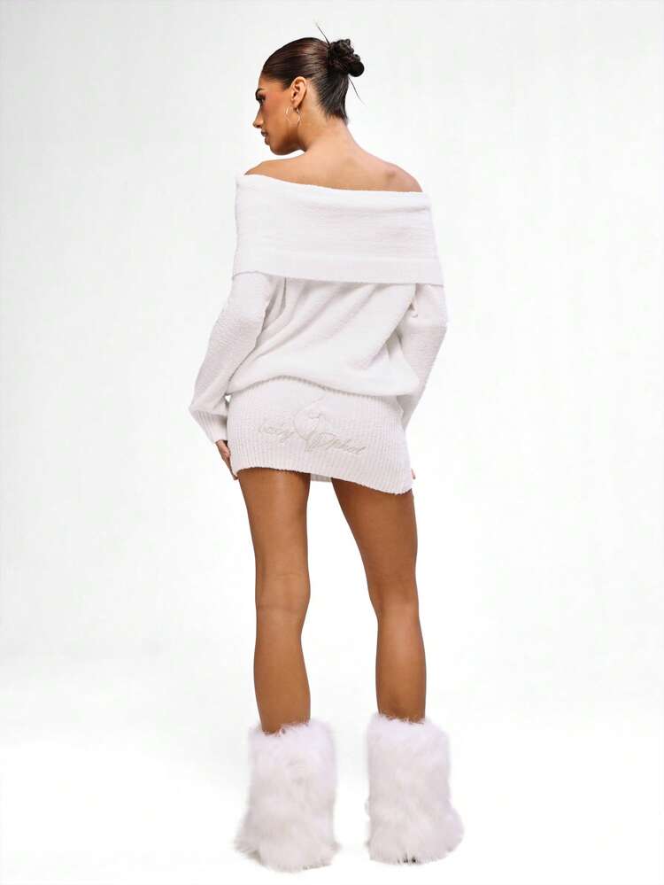 BABYPHAT Vestido de Malha Curto com Ombros à Mostra, Manga Longa, Branco, Confortável para Descanso, Estilo Pullover, Modelagem Justa