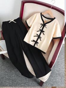 SHEIN 少女休闲优雅法式时尚蝴蝶结撞色短袖衬衫搭配黑色直筒裤两件套，日常穿着，返校季必备 - 卡其色 - 查看 3