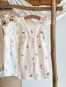 SHEIN Vintaside Kids Baby Girls' Casual Minimalist Cherry Print Ruffle Strap Romper, Beige, Suitable For Everyday Wear, Outdoor, Photography, Spring/Summer