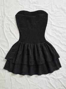 Sweetra Vestido elegante de estilo de vacaciones con pliegues, sin mangas, escote halter, cintura ceñida, hueco, bordado y volantes en el bajo, de color azul marino - Negro - Ver 2