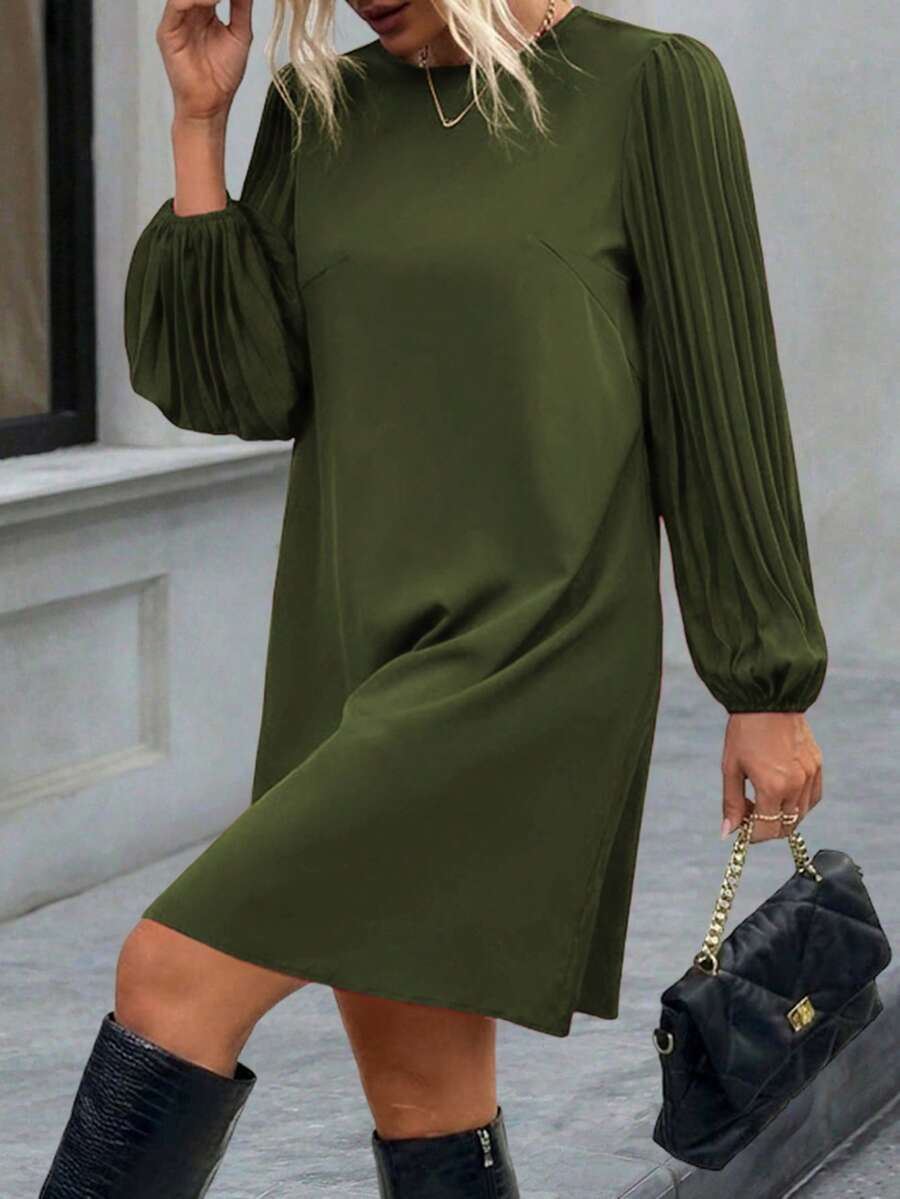 EMERY ROSE Plus Size Women Solid Color Round Neck Pleated Lantern Sleeve Straight Loose Casual Dress - Army Green - View 1