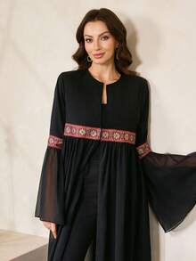 Al Najma Áo choàng Abaya rộng rãi họa tiết hoa chắp vá dành cho nữ, tay dài - màu đen - Xem 2